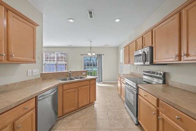 8959 N Red Maple Circle, Summerville, SC 29485