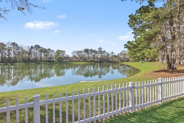 8959 N Red Maple Circle, Summerville, SC 29485