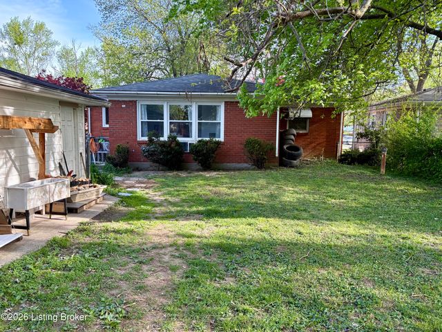 2320 Donna Rd, Louisville, KY 40216