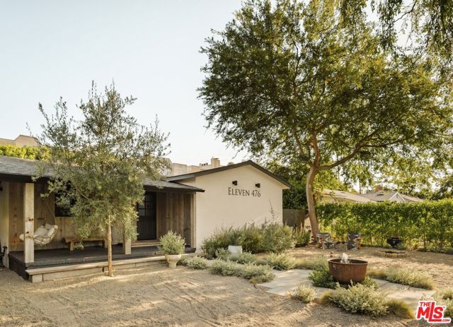 11476 La Maida Street, Los Angeles, CA 91601
