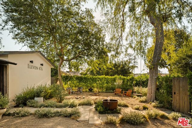 11476 La Maida Street, Los Angeles, CA 91601