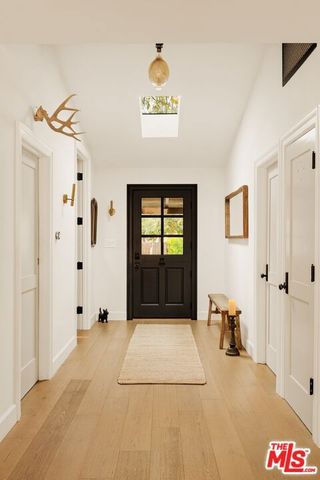11476 La Maida Street, Los Angeles, CA 91601