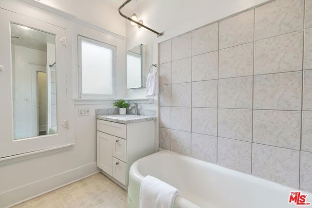 4282 La Salle Avenue, Culver City, CA 90232