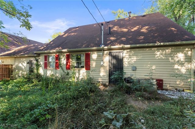 1620 E 243rd Street, Euclid, OH 44117