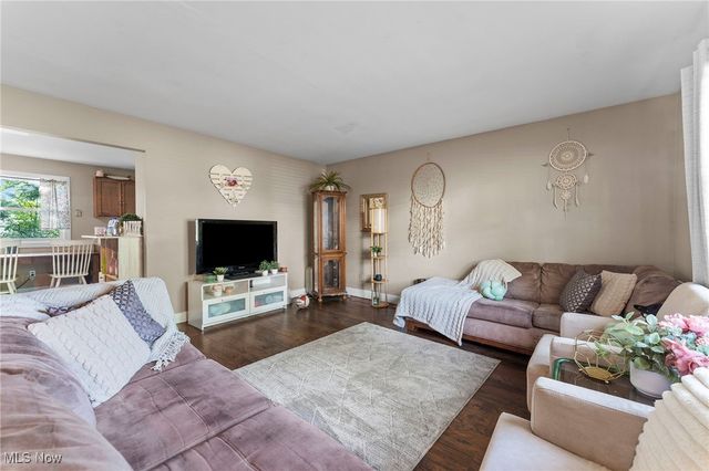 1620 E 243rd Street, Euclid, OH 44117