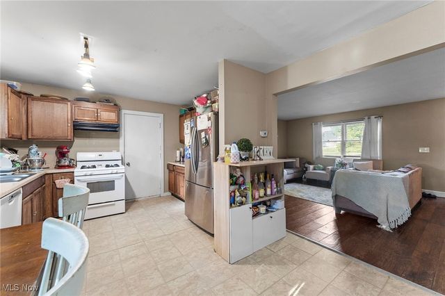 1620 E 243rd Street, Euclid, OH 44117