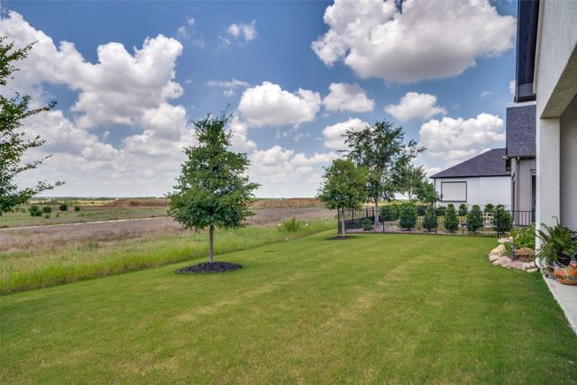 8908 Basanite Avenue, Denton, TX 76207