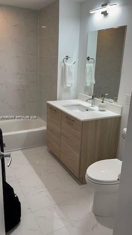 16385 Biscayne Blvd 2702, North Miami Beach, FL 33160