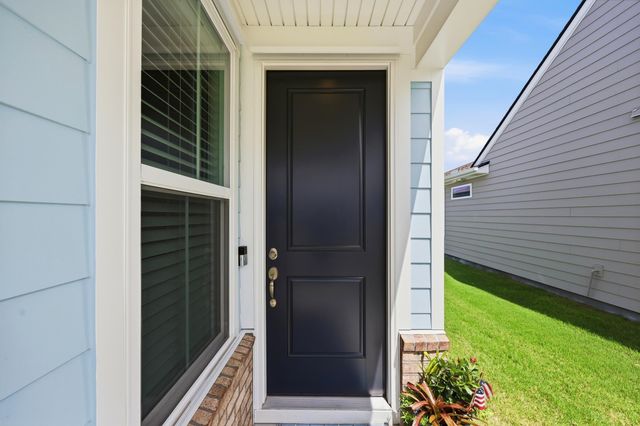 1230 Crested Iris Way, North Myrtle Beach, SC 29582