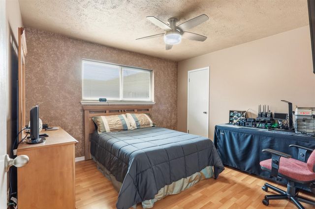 10127 Sageglow Drive, Houston, TX 77089