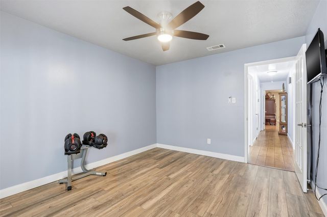 10127 Sageglow Drive, Houston, TX 77089