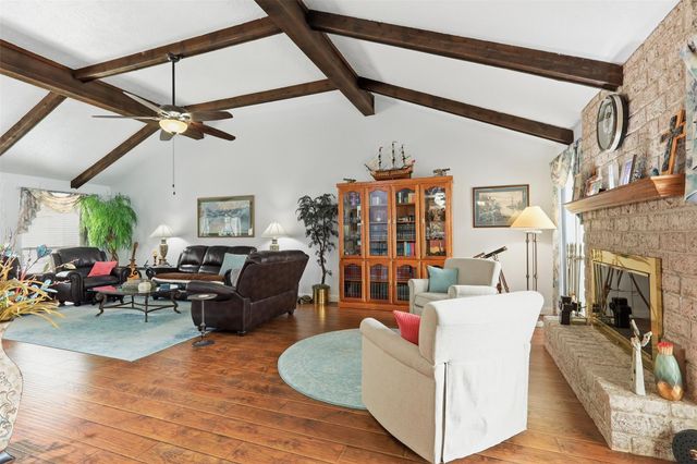 10127 Sageglow Drive, Houston, TX 77089