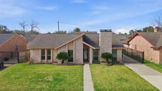 10127 Sageglow Drive, Houston, TX 77089