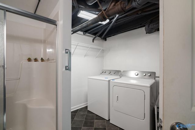 6410 Deramus Avenue NW, Huntsville, AL 35806