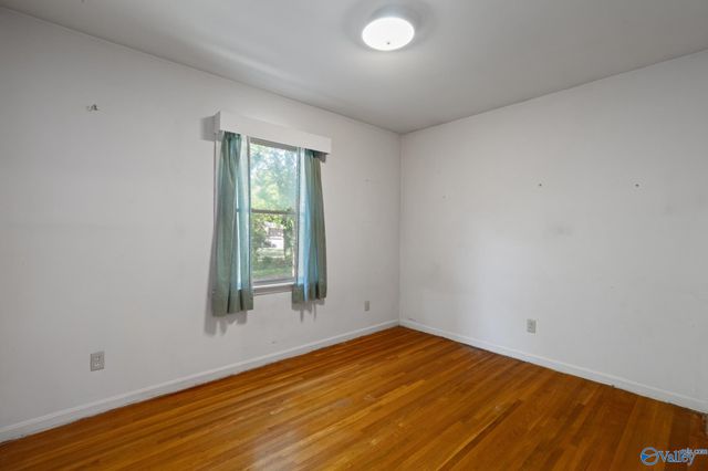 6410 Deramus Avenue NW, Huntsville, AL 35806