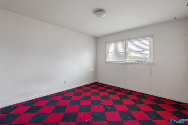 6410 Deramus Avenue NW, Huntsville, AL 35806