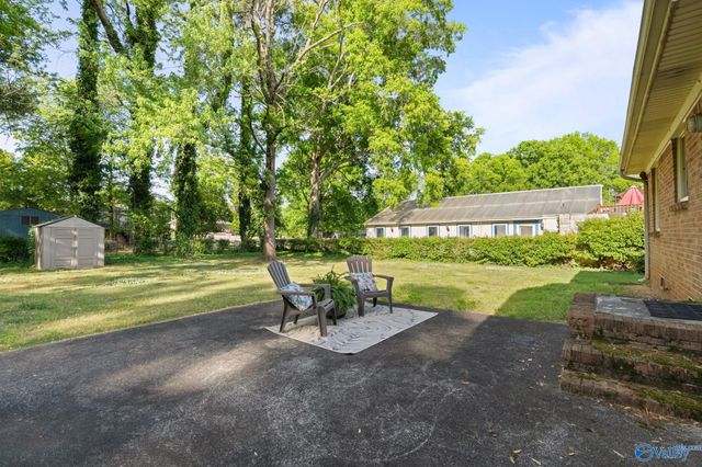 6410 Deramus Avenue NW, Huntsville, AL 35806