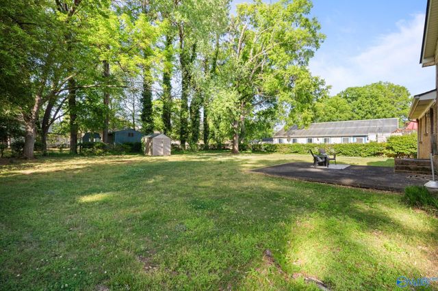 6410 Deramus Avenue NW, Huntsville, AL 35806