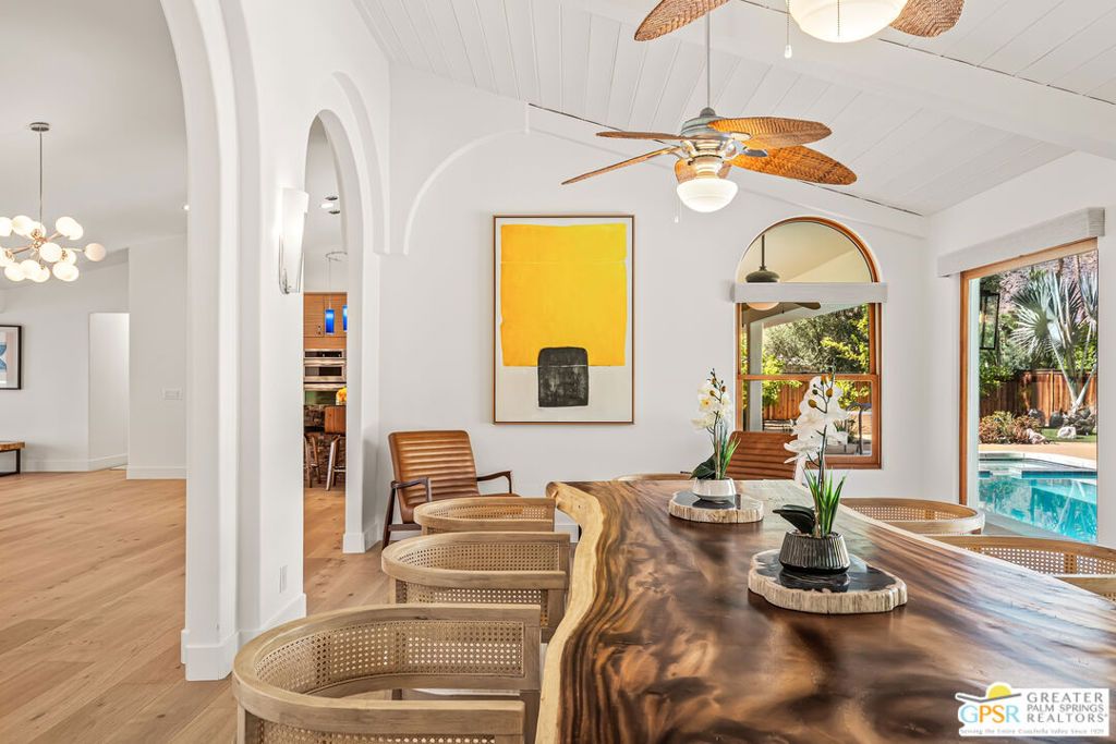 Image 11 of property listing at 1165 Abrigo Road, Palm Springs, CA 92262