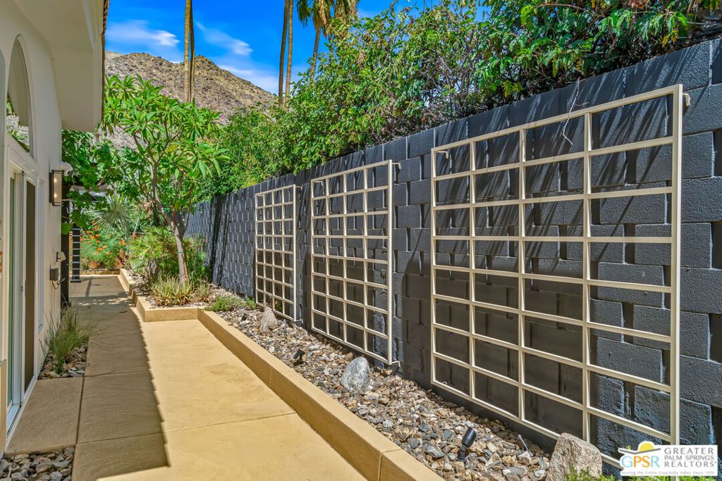 Image 44 of property listing at 1165 Abrigo Road, Palm Springs, CA 92262