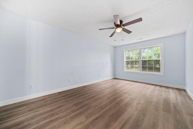 185 Groveport Pike, 4C, Canal Winchester, OH 43110