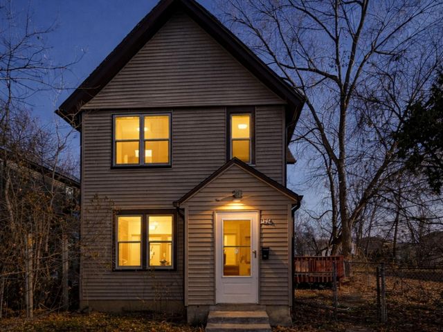 2324 Sheridan Avenue N, Minneapolis, MN 55411
