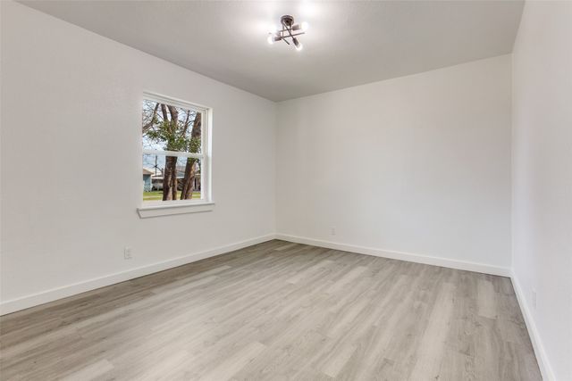 629 N 4th Street, Garland, TX 75040