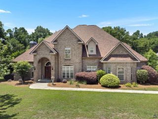 105 River Rock Court, Perry, GA 31069