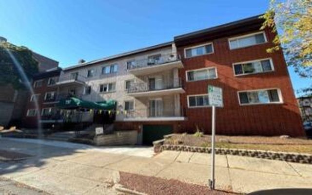 737 N 21st STREET, Milwaukee, WI 53233