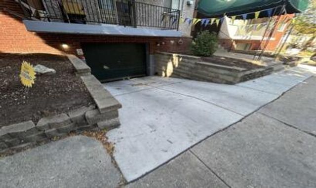 737 N 21st STREET, Milwaukee, WI 53233