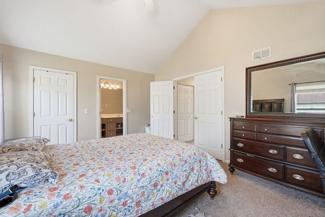 11436 S Belmont Drive, Plainfield, IL 60585