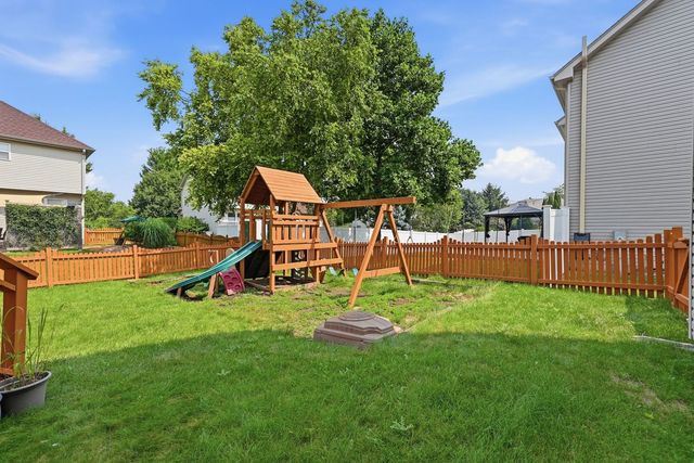 11436 S Belmont Drive, Plainfield, IL 60585