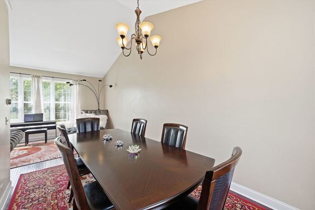 11436 S Belmont Drive, Plainfield, IL 60585