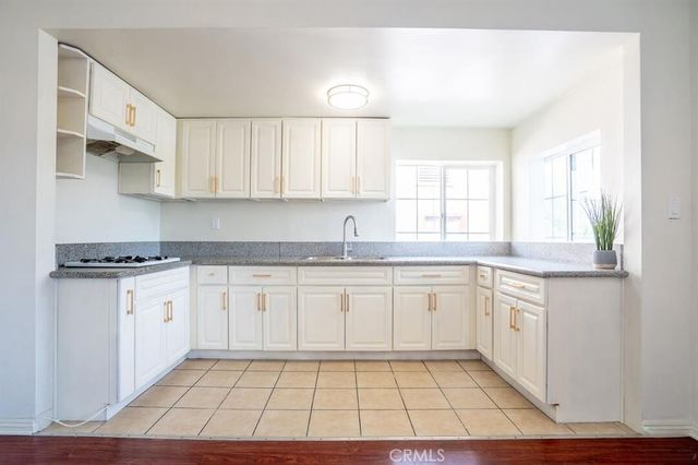 1807 S Bonnie Brae Street, Los Angeles, CA 90006