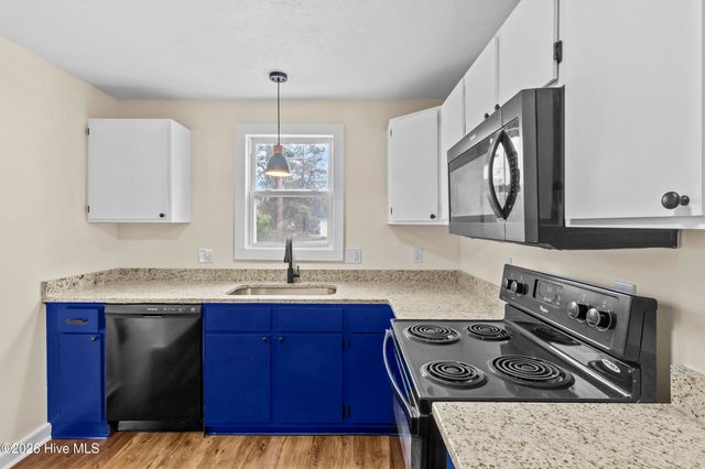 325 Miller Boulevard, Havelock, NC 28532