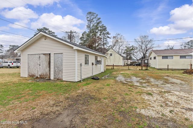 325 Miller Boulevard, Havelock, NC 28532