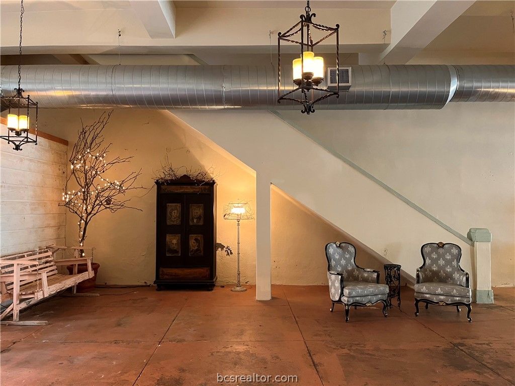 108 West Washington, Navasota, TX 77868 — photo 4