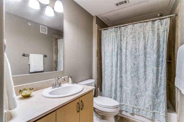 3818 Holland Avenue 307, Dallas, TX 75219