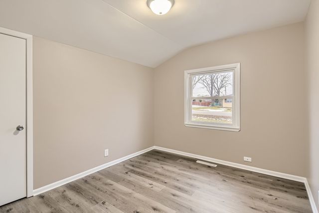120 Roberts Road, New Lenox, IL 60451