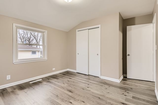 120 Roberts Road, New Lenox, IL 60451