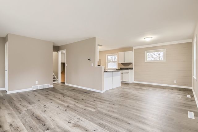 120 Roberts Road, New Lenox, IL 60451