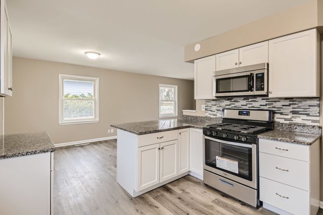 120 Roberts Road, New Lenox, IL 60451