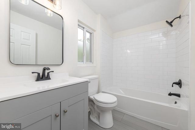 1622 WHITE OAK LN, Williamstown, NJ 08094