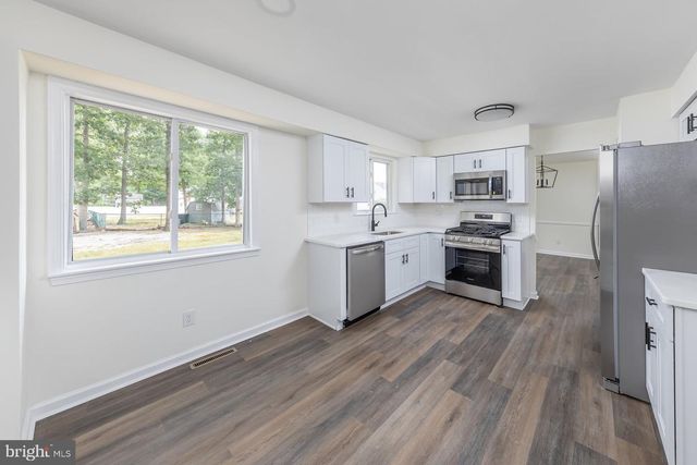 1622 WHITE OAK LN, Williamstown, NJ 08094