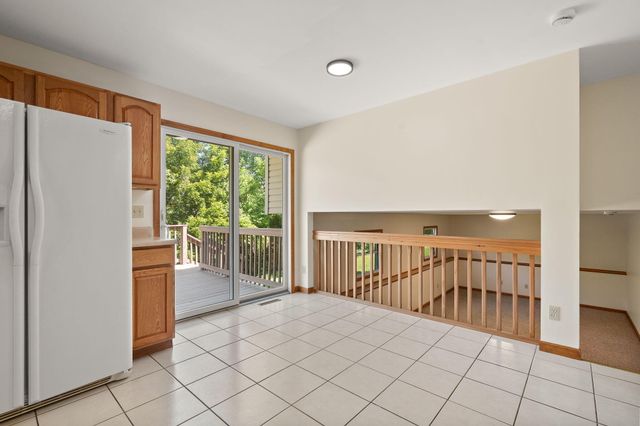1308 W 82nd Place, Merrillville, IN 46410