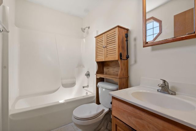 1308 W 82nd Place, Merrillville, IN 46410