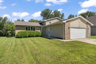 1308 W 82nd Place, Merrillville, IN 46410