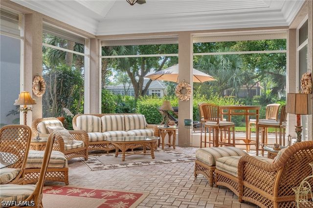 7060 VERDE WAY, Naples, FL 34108