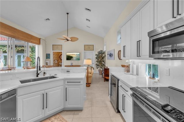 7060 VERDE WAY, Naples, FL 34108