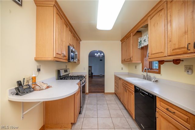 5033 N Park Avenue Extension, Warren, OH 44481